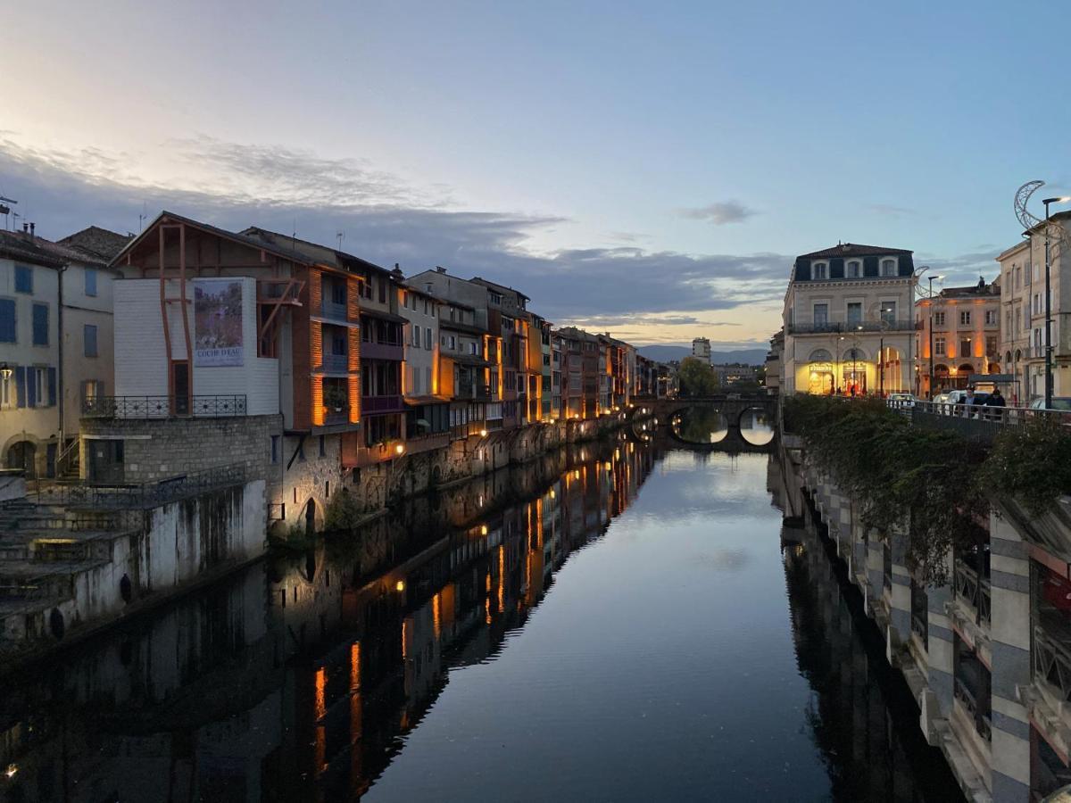 Exceptionnel ! Superbe Appartement Refait A Neuf En Rez-De-Chaussee Avec Parking Prive Castres  Esterno foto